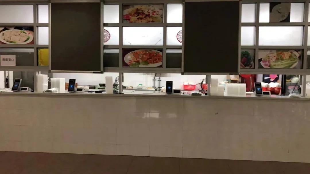 2000人的校園,怎麼(me)完結全校智能(néng)化?